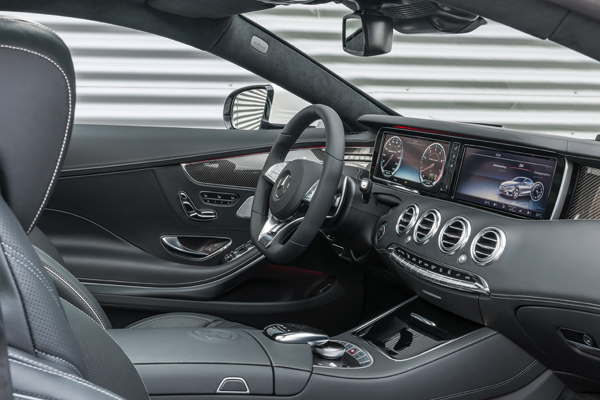 Verkoopstart S 500 4MATIC S 63 AMG 4MATIC Coupe interieur