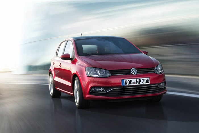 De vernieuwde Volkswagen Polo red dynamic2