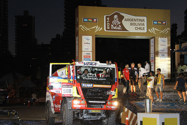 FERM World Rally Team podiumfinish DAKAR2014 start
