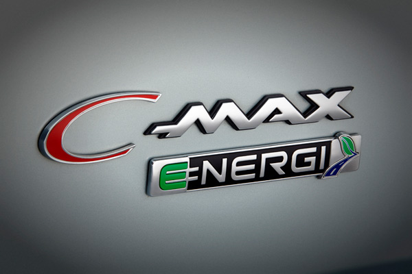 Ford C-MAX SolarEnergi badge