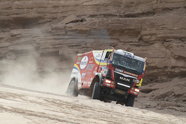 FERM World Rally Team DAKAR 2014 etappe 4 action