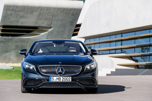 Nieuwe S 65 AMG Coupe front