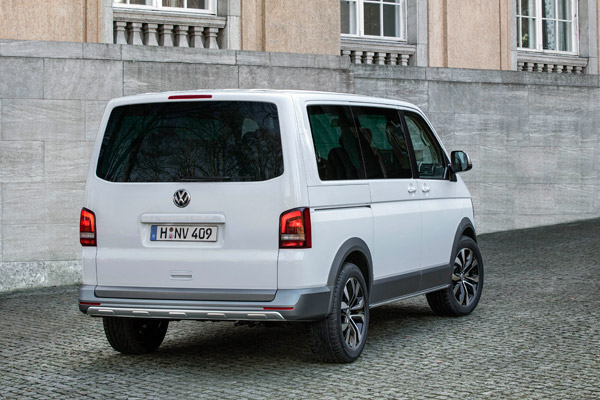 Volkswagen Multivan Alltrack back
