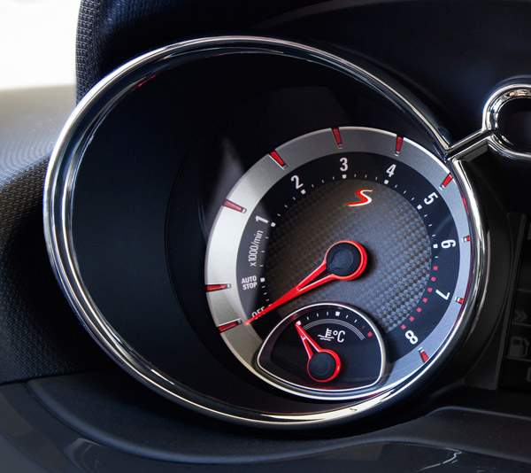 Opel ADAM S Concept clocks