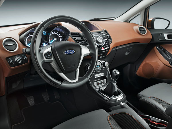 GoFurther New Ford Fiesta interieur