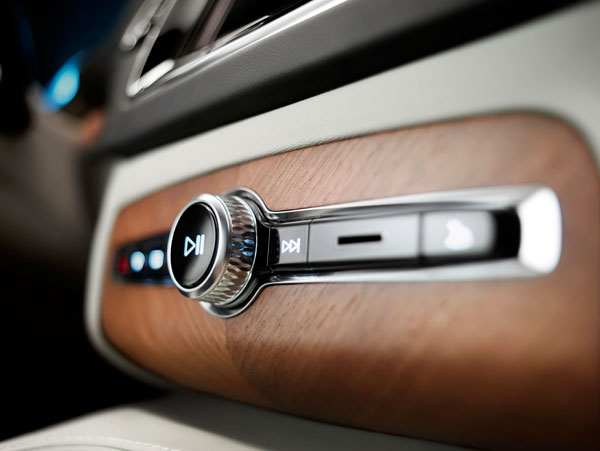 Volvo XC90 interieur button