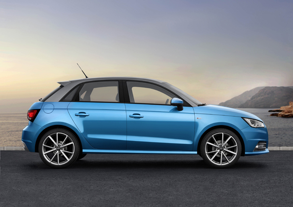 Sportievere looks nieuwe motoren vernieuwde Audi A1 A1 Sportback blue side