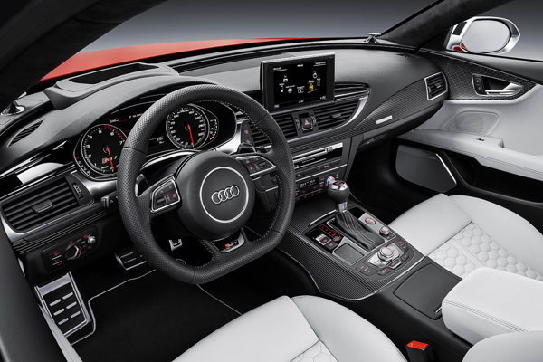 Audi RS-7 Sportback interieur dash2