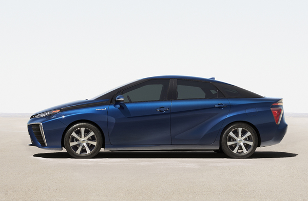 Toyota S Fuel Cell Sedan Paris Motor Show 2014 side