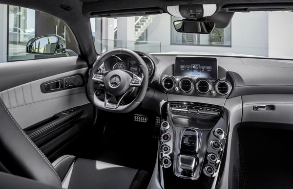 Nieuwe Mercedes-AMG GT interieur