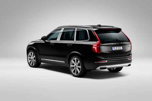 Volvo XC90 Excellence back