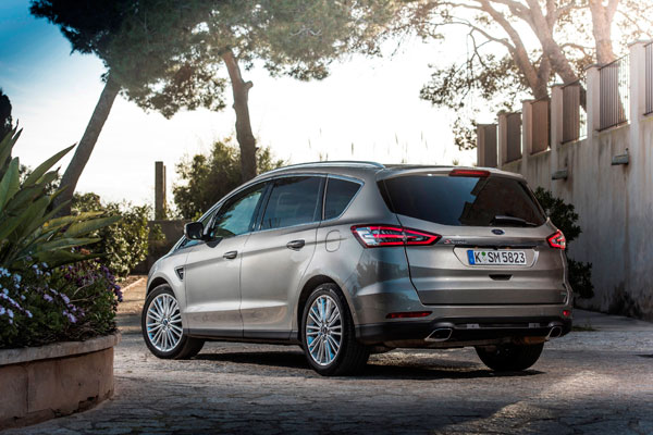 Nieuwe Ford S-MAX 2015 back