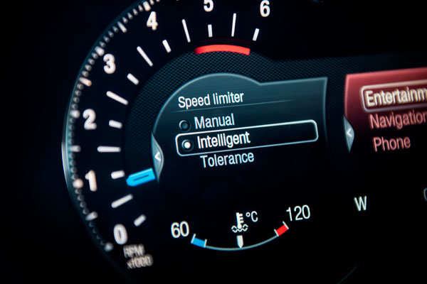 Nieuwe Ford S-MAX 2015 intelligent speed limiter