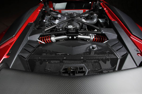 Lamborghini Aventador AutoRAI engine