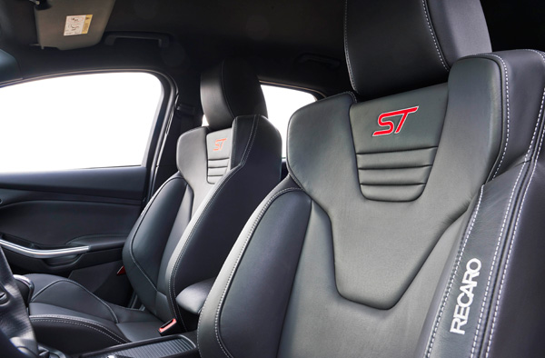 Ford Focus ST Powershift chair