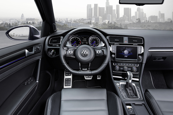VW Golf R Variant cockpit