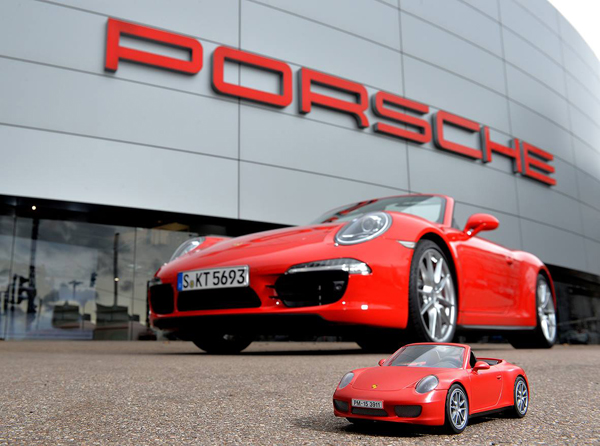 Porsche Carrera S Playmobil real and toy