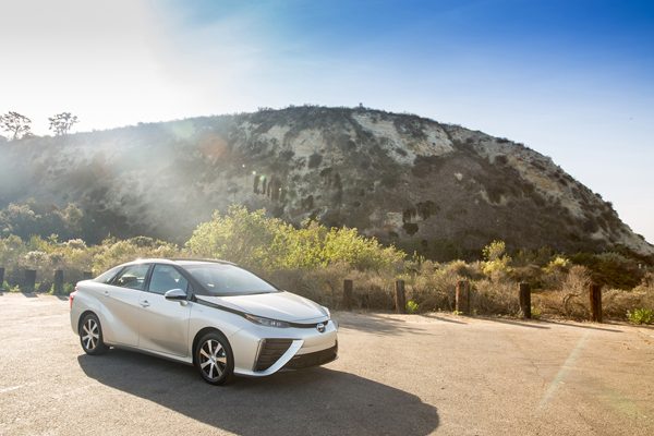 Japanse verkoop fuel cell Toyota Mirai overtreft verwachtingen still