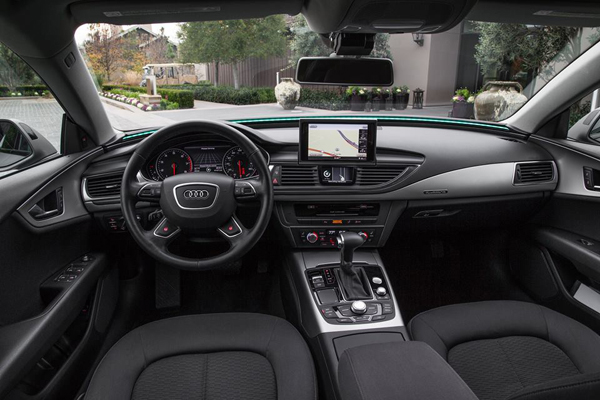Audi A7 piloted driving concept car interieur