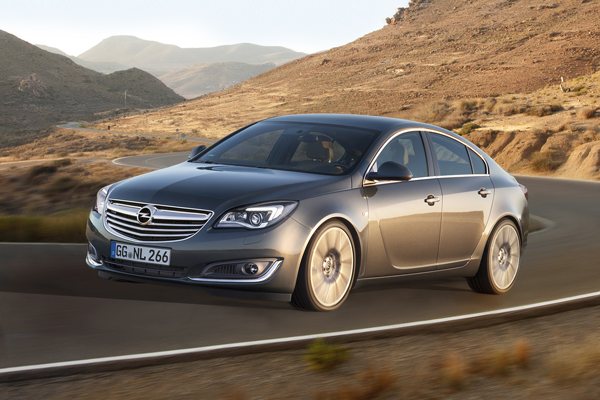 Nieuwe Opel Insignia verkopen side