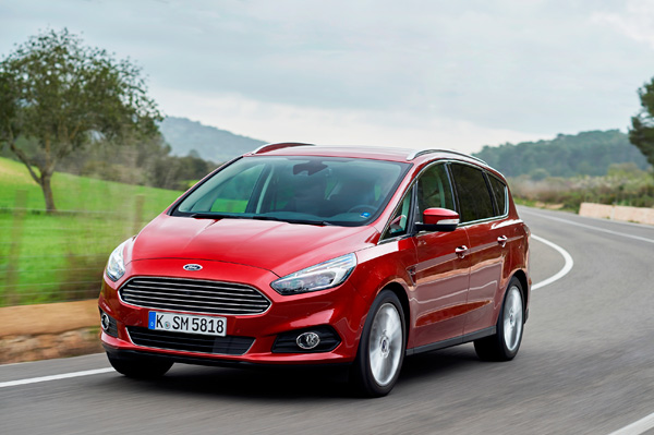 Ford S-MAX 2015 dynamic front