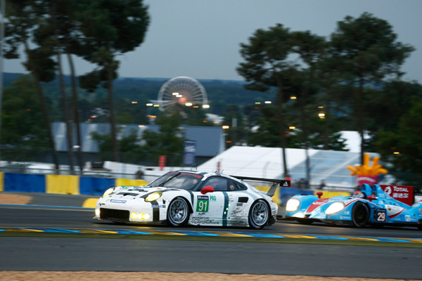 Porsche 911 RSR Le Mans dynamic
