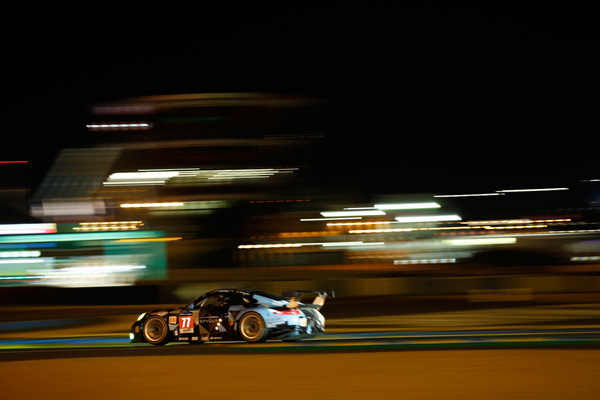 Porsche 911 RSR Le Mans night