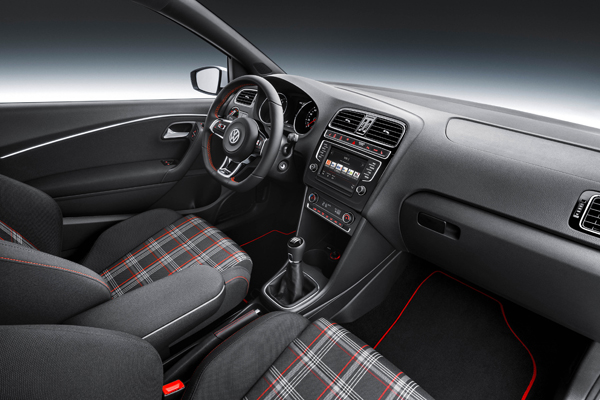 Volkswagen Polo GTI interieur