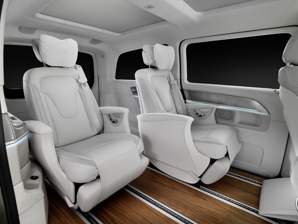 Mercedes-Benz Concept Vision e backseat up