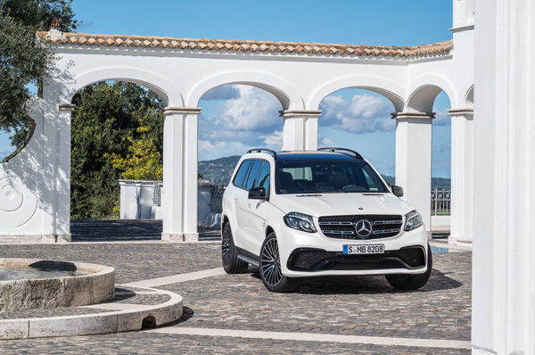 Mercedes-Benz GLS white front