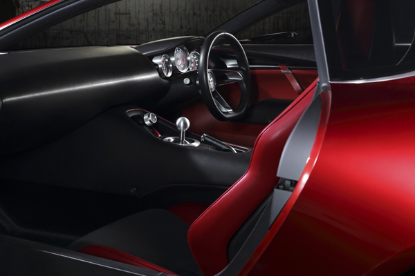 Mazda RX vision interieur2