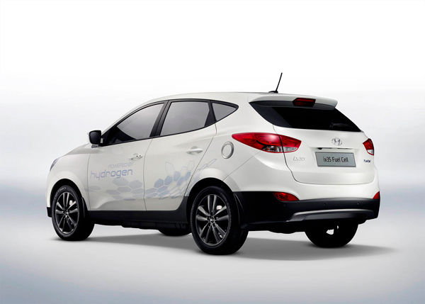 Hyundai ix35-fuel-cell back