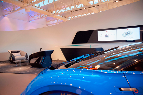 Bugatti Netherlands Leusden showroom detailback