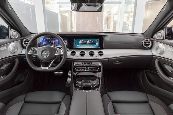 Mercedes AMG E43 4Matic interior3