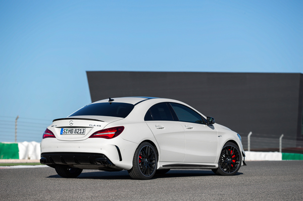 Mercedes CLA Coupe update 3kw back
