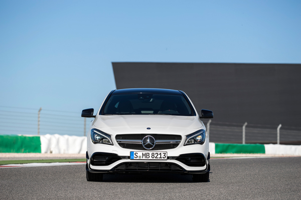 Mercedes CLA Coupe update front