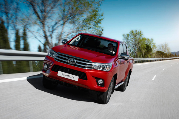 Toyota Hilux front dynamic