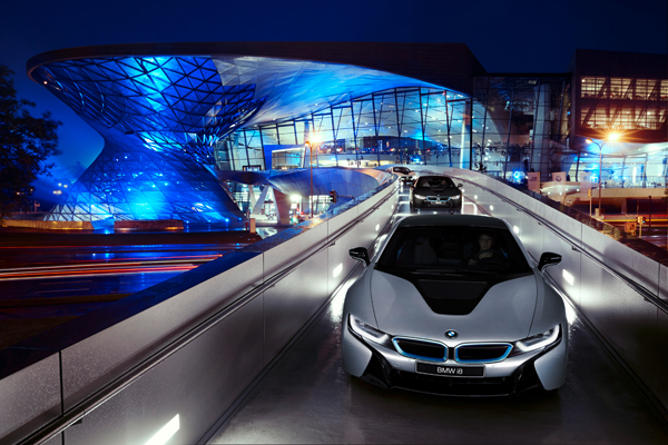 BMW Welt i8