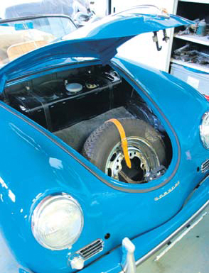 Porsche 356A deel5 reservewiel