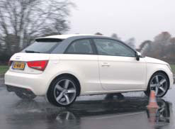 Test Audi A1 slipvlak