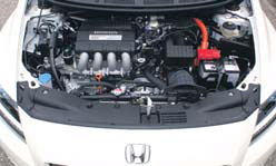 Honda CRZ test motorcompartiment