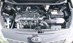 Kia Rio test motorcompartiment