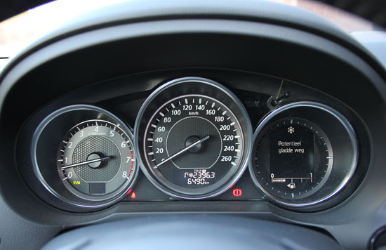 Mazda6 Sportbreak klokken