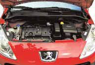 Peugeot 1007 test motorcompartiment