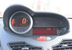 Renault Twingo 1.2 16V test klokken