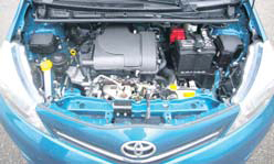Toyota Yaris test motorcompartiment