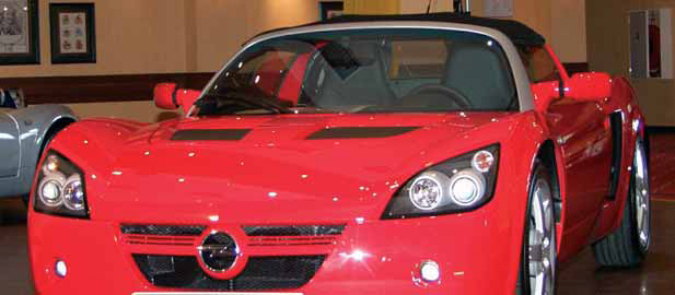 Opel Speedster test front rood