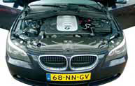 Test BMW 530D motorcompartiment