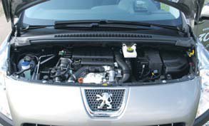 Peugeot 3008 test motorcompartiment