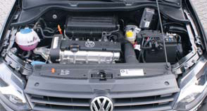 Volkswagen Polo Comfortline test motorcompartiment